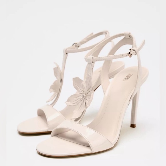 NWT Zara Woman Bloggers Fav Metal Flower Heels Sandals Shoes Size 7.5 - Picture 1 of 12